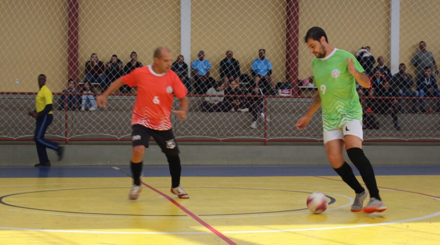 Esportes é campeão do 1º Campeonato Interno de Futsal +45