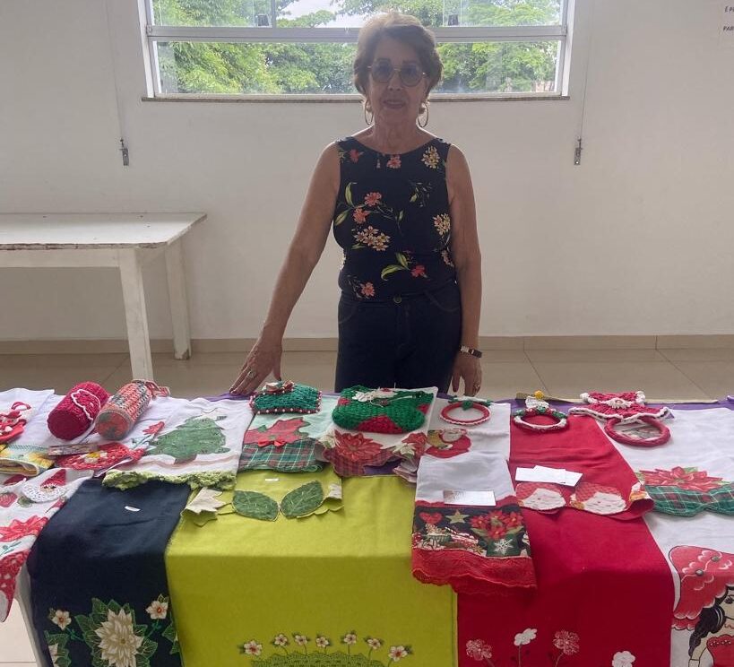 Bazar com trabalhos dos alunos de artesanato acontece nesta terça