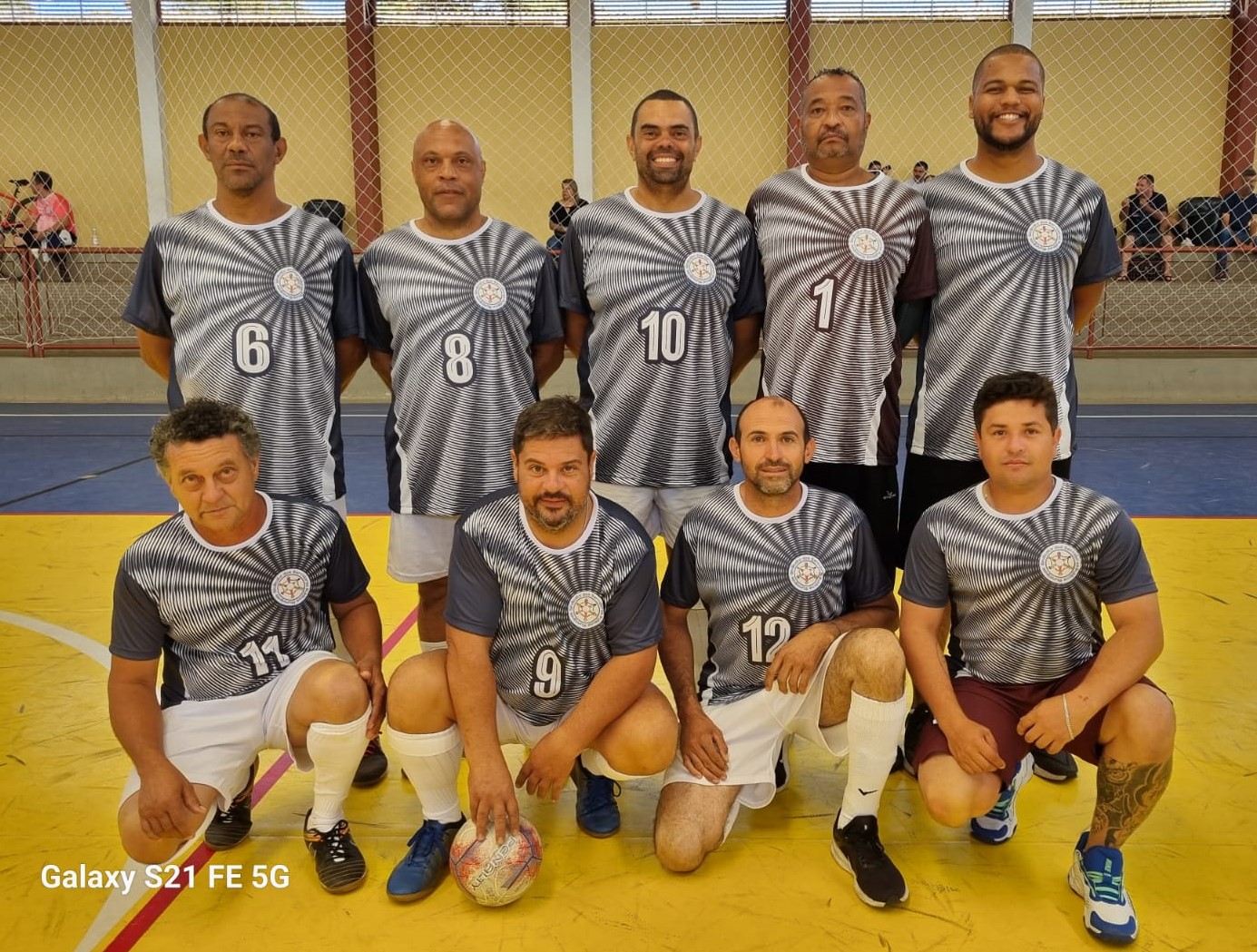 Torneio de Futsal começa com três jogos e 15 gols